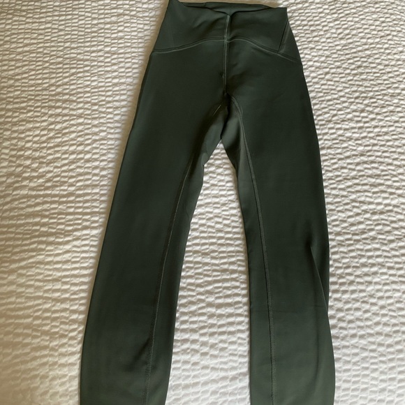 Lululemon leggings - Picture 2 of 5